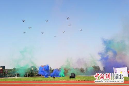 武汉警方举行2018“汉警之翼”比武演练