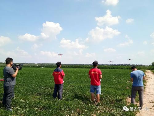 中央7套农业专栏现场录制酷农植保无人机作业演示