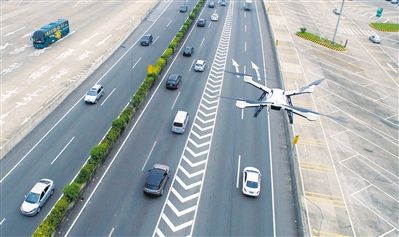 罗宁高速路启用无人机巡航
