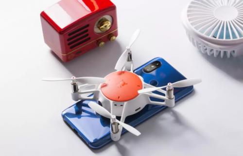 雷军都停不下来，米兔遥控小飞机体验