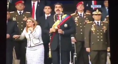 委内瑞拉总统发表公开演讲时遭遇无人机攻击 7名士兵受伤