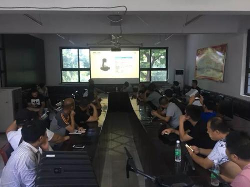 15台无人机助力打击环境违法行为