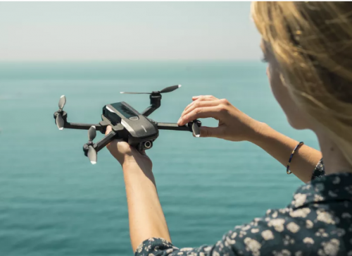 Yuneec的最新无人机配备4K拍摄语音控制和人脸检测