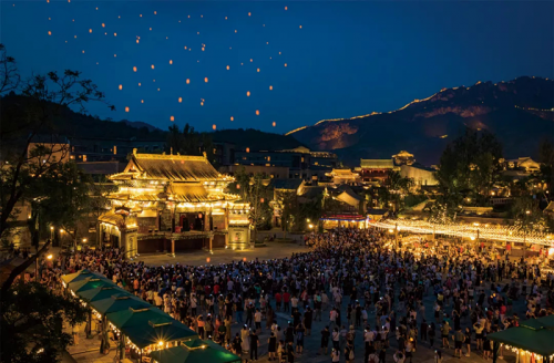 古北水镇音乐节全程3D无人机编队表演，深圳大漠大怎么做到的？