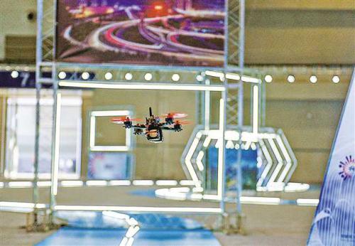 国际无人机竞速大赛赛道搭建完毕