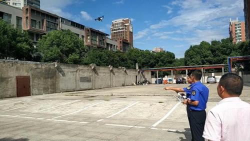 厉害了！鄞州城管用上了无人机“空巡”遏制小区新增违建