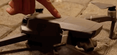 带上“御” Mavic 2，一键____【填空题】