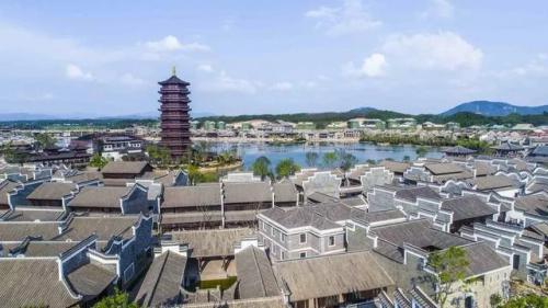 BEBOP2曼妙舞姿现身长沙铜官窖古镇机器人博物馆