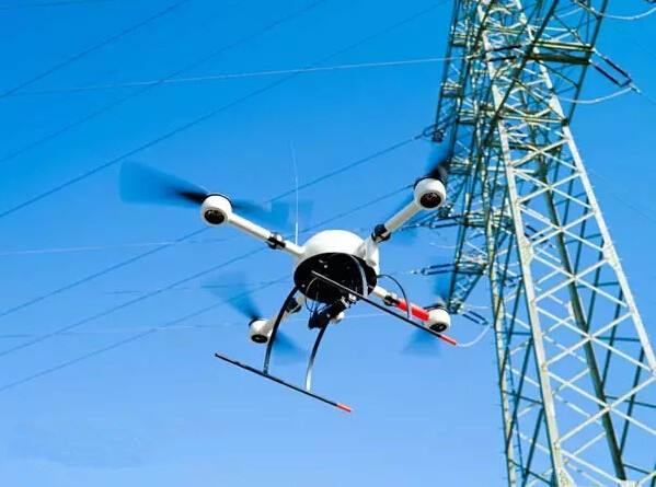 广东电网无人机助力救灾抢险 受影响用户超七成已复电
