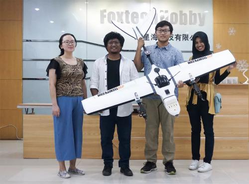 印度尼西亚客户抵达汇星海现场采购