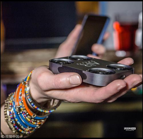 超便携神器自拍无人机 解锁自拍新姿势