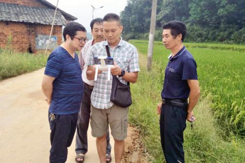 平江：利用无人机进行林业有害生物监测