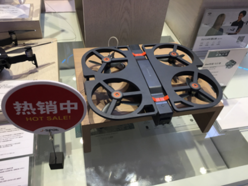 逗映iDol无人机试飞活动完满结束，近距离体验更有说服力