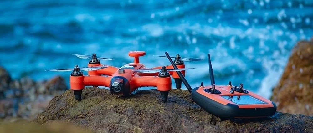 雨燕防水无人机怎么玩？国外网红实测告诉你