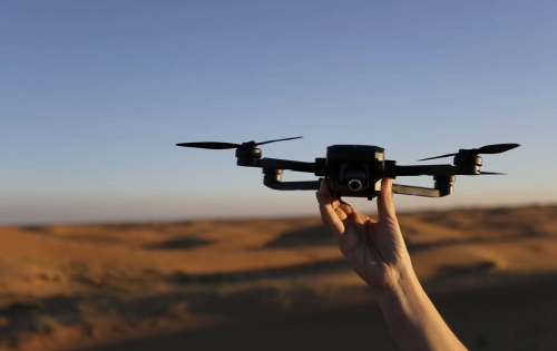 昊翔助力阿拉善英雄会 呈现高空视觉盛宴