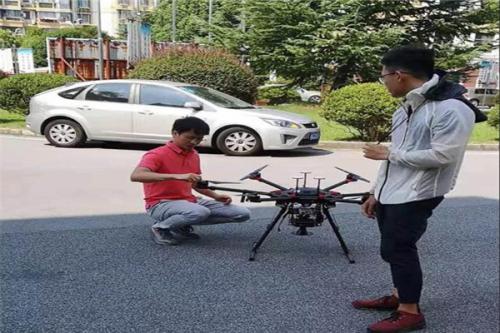 [松江]方松派出所启用无人机空中巡控，构建“天上+地面”立体化巡控模式