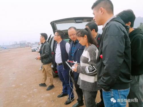 飞行演示成功举行，植保无人机惹关注