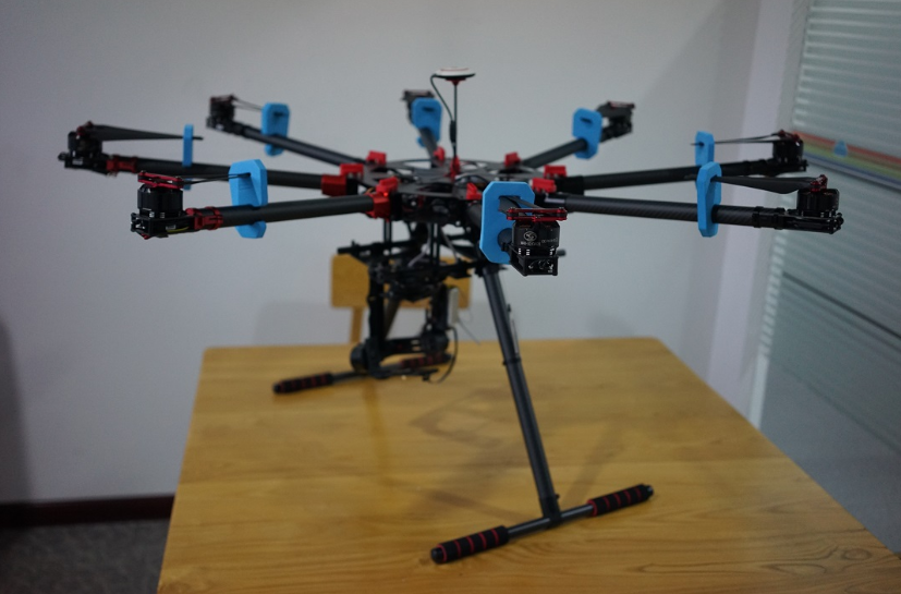 大连无人机升空 监控焚烧秸秆行为