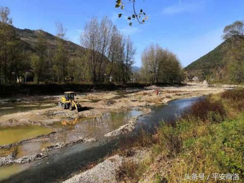 商洛无人机巡查丹江湿地公园 严查非法采沙