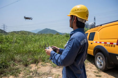 微软发布Windows 10大疆无人机控制SDK开发包