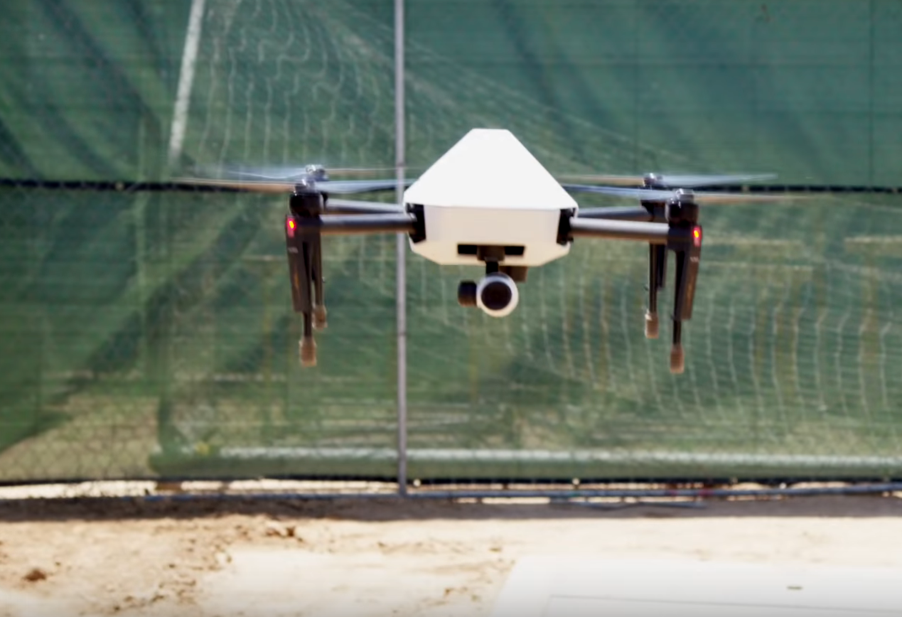 大疆联合Skycatch，为小松集团定制千台无人机