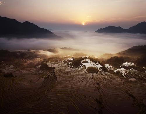 掌握无人机航空摄影几种常用的构图技法，给你的摄影添彩