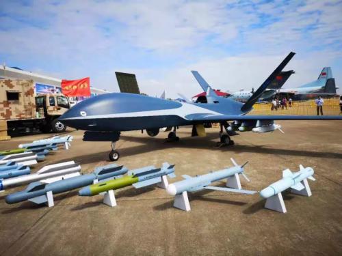 高端无人机“云影”亮相珠海，用于高空远距离侦察和精确打击