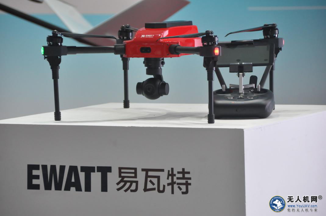 精彩绝伦——看易瓦特惊艳珠海航展