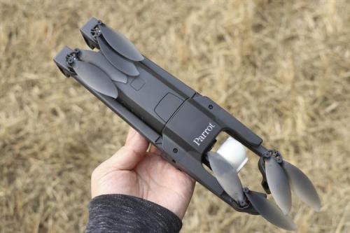 派诺特Anafi无人机上手：可折叠无人机新选择