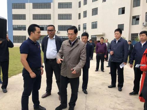 应急管理部党组成员、副部长孙华山一行莅临科比特考察指导