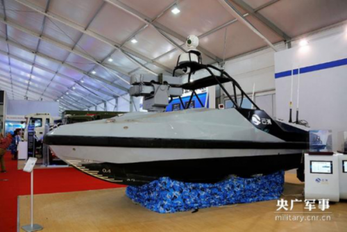 国防部网站关注云洲导弹无人艇公开亮相