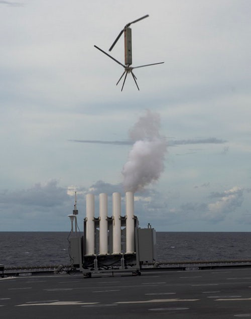 积极推销新型“炮弹”无人机，美国海军用意何在？