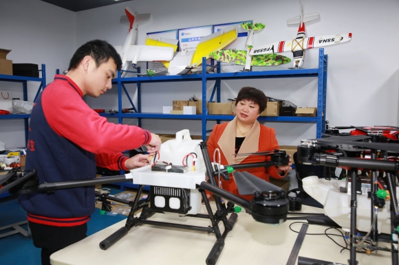 折翅也要“飞翔”