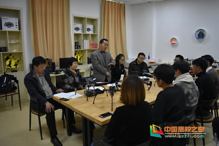 淄博师范高等专科学校无人机创客社团举行开放日活动