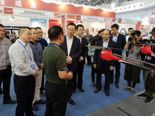 科卫泰参加第六届中国海洋经济博览会 湛江市委书记郑人豪等领导一行莅临我司展位视察指导