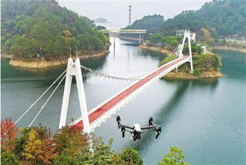 杭州：无人机巡湖