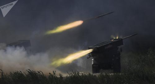 俄炮射无人机曝光：用龙卷风火箭炮发射无人机