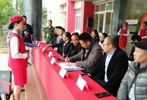 无人机“飞”进职校谱新篇