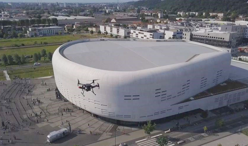 系留无人机系统为波尔多竞技场提供安全和交通监控
