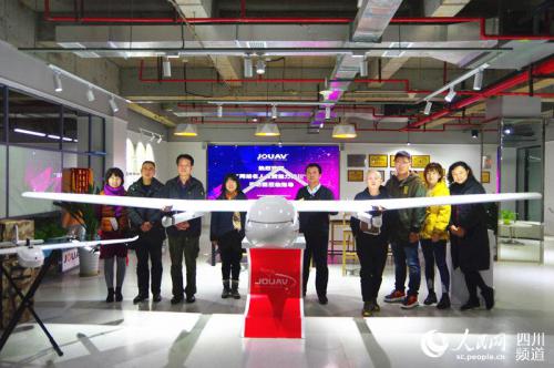 “网络名人点赞魅力四川”第三站：关注民营高科技企业