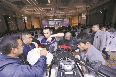 无人机开启智慧农业