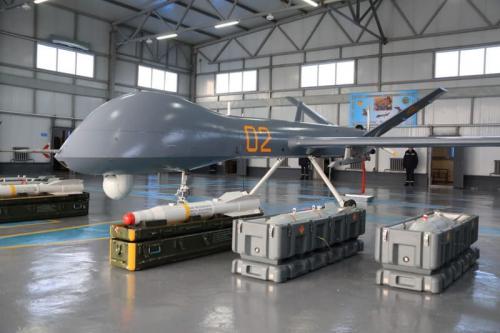 哈萨克斯坦展示 进口自中国翼龙-1无人机 