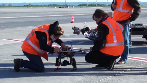 巴黎勒布尔热机场利用无人机维护地面设备