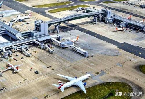 无人机惹祸 英机场被迫停顿 英网友:找华帮忙