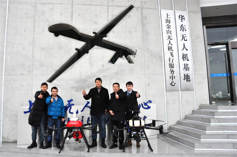 油电混合+消防灭火——这两款无人机确实“牛”