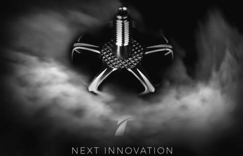 匠心所向，只为极致。1月9日不见不散！ 