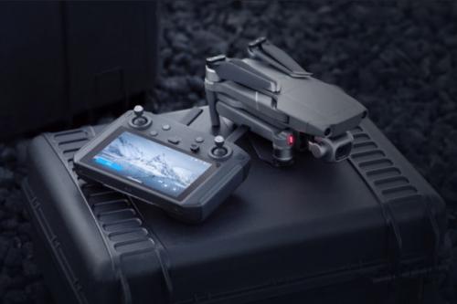 大疆发布新款Mavic 2无人机遥控器：自带屏幕 售价650美元