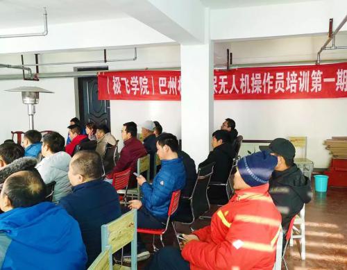 零下10度，他们正在用热情点燃新疆智慧农业的未来 