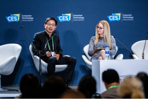 京东CTO张晨出席CES论坛 向世界解读京东模式