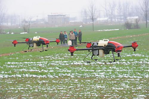 无人机演练助田管